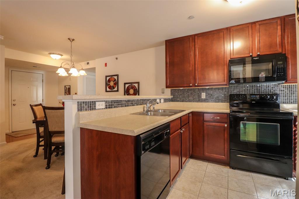 9723 Crayford Road, Unit 1D Affton, MO 63123 - Photo 5 of 19