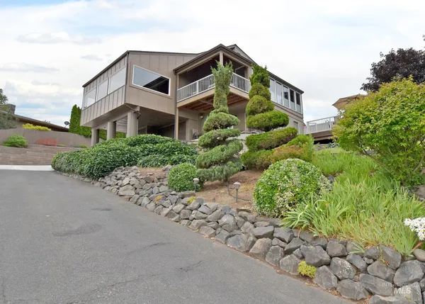 $575,000 | 2618 Grandview Drive, Clarkston, WA 99403
