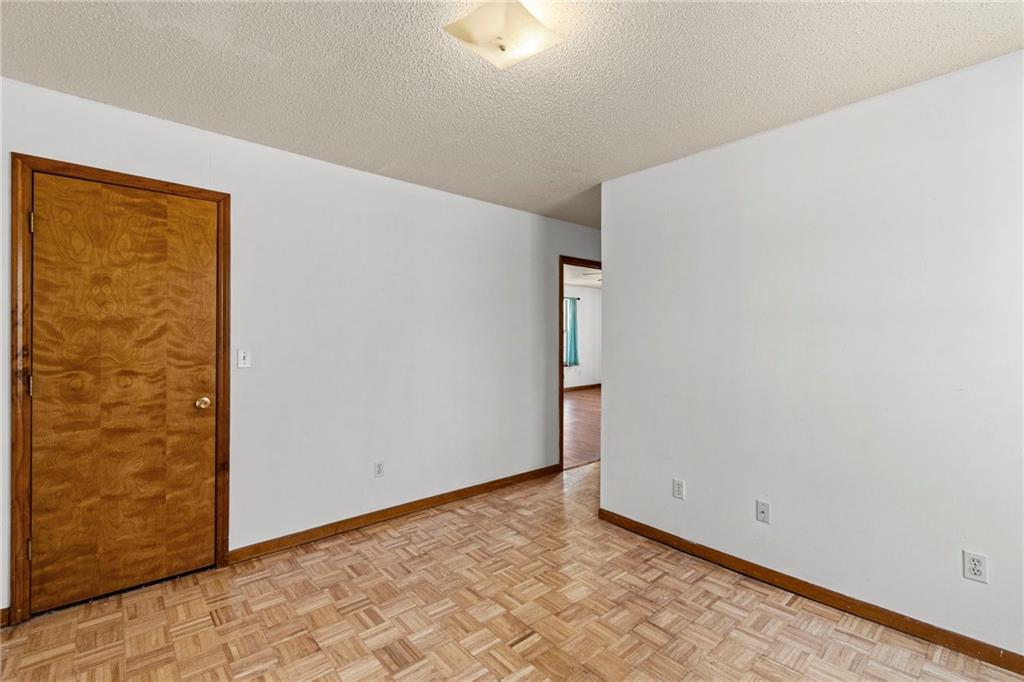 213 North 4th Street Clinton, MO 64735 - Photo 11 of 18