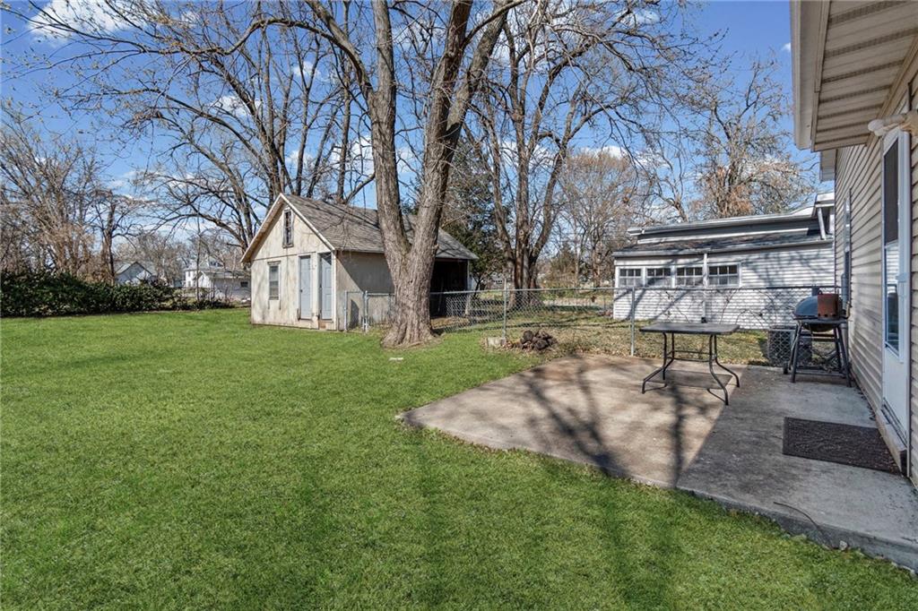 213 North 4th Street Clinton, MO 64735 - Photo 13 of 18