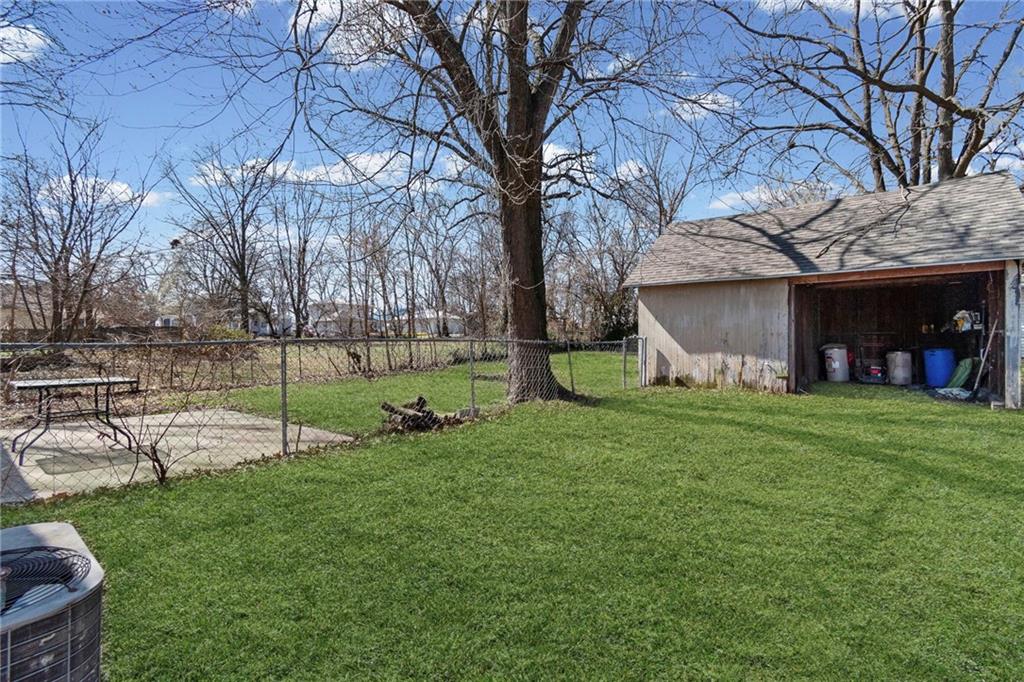 213 North 4th Street Clinton, MO 64735 - Photo 14 of 18
