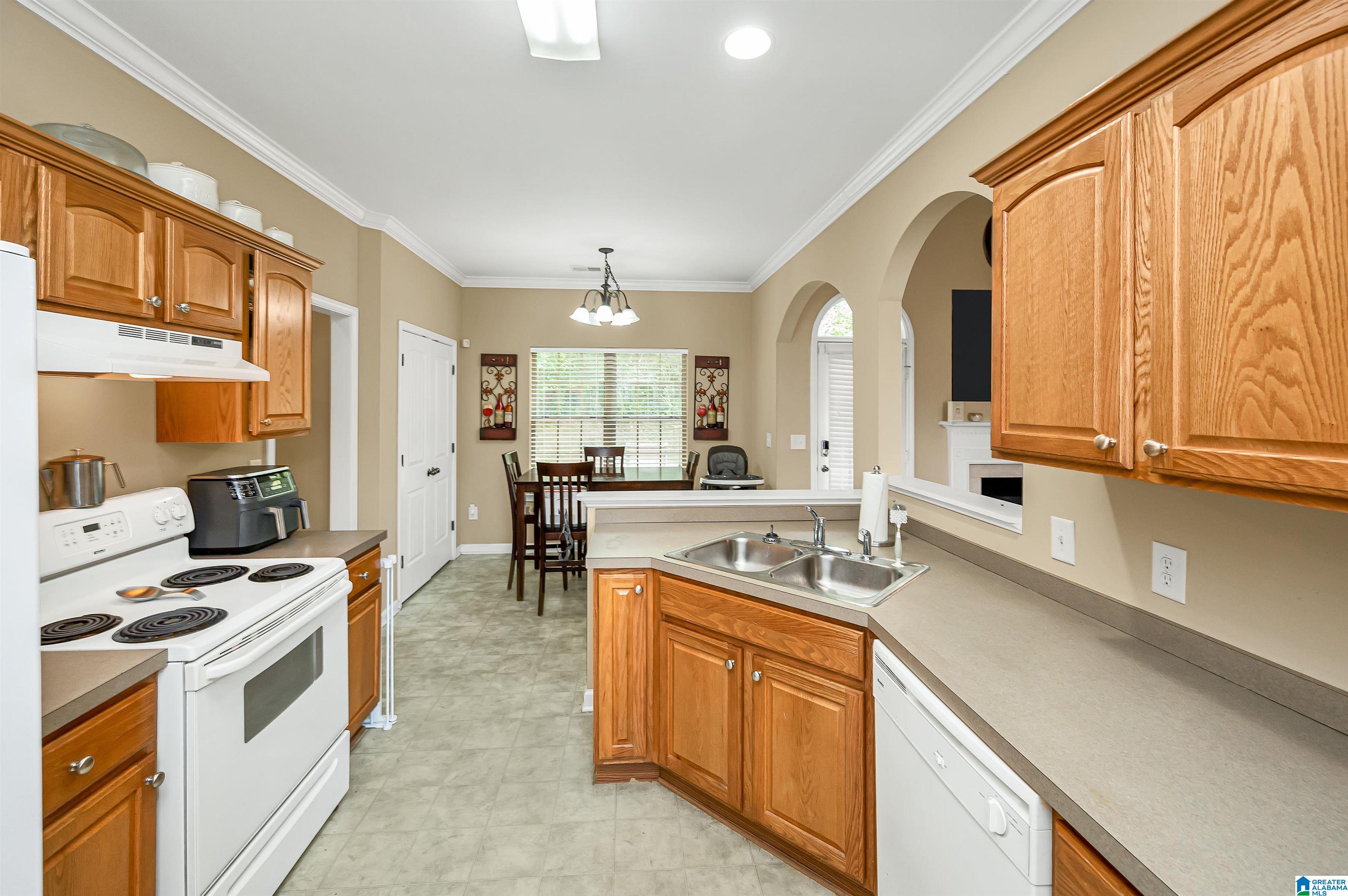5321 Summerset Way Bessemer, AL 35022 - Photo 16 of 34