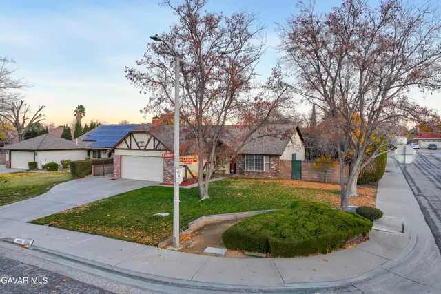 $475,000 | 42902 Sachs Drive, Lancaster, CA 93536