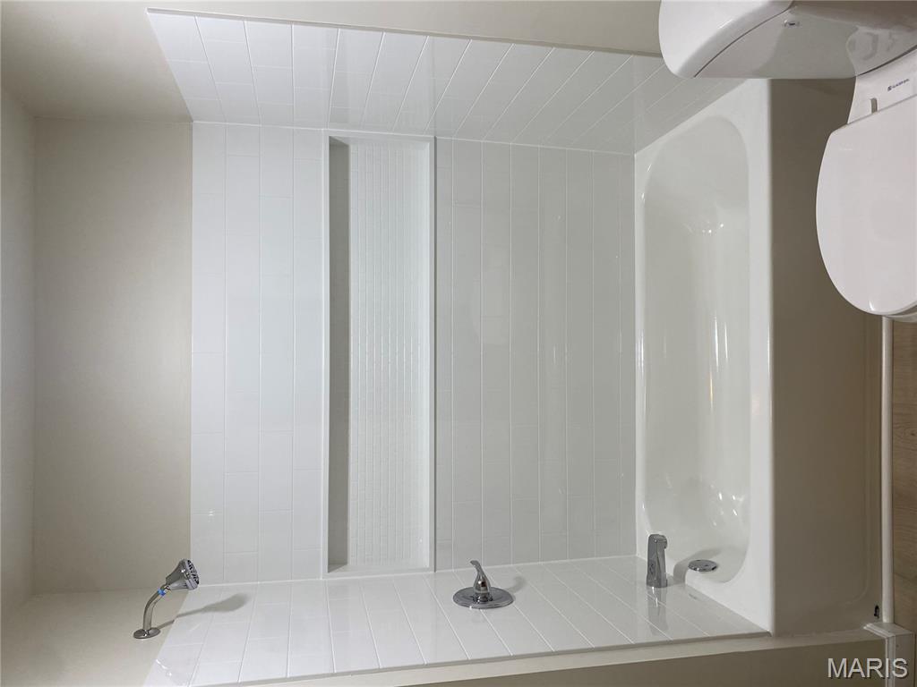 1907 Rhodes Street Madison, IL 62060 - Photo 15 of 26