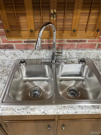 $94,900 | 1907 Rhodes Street, Madison, IL 62060