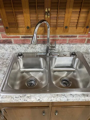 $119,900 | 1907 Rhodes Street, Madison, IL 62060