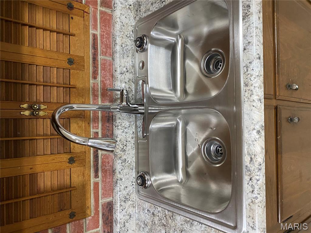 1907 Rhodes Street Madison, IL 62060 - Photo 21 of 26