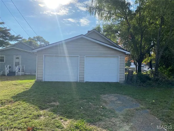 $94,900 | 1907 Rhodes Street, Madison, IL 62060