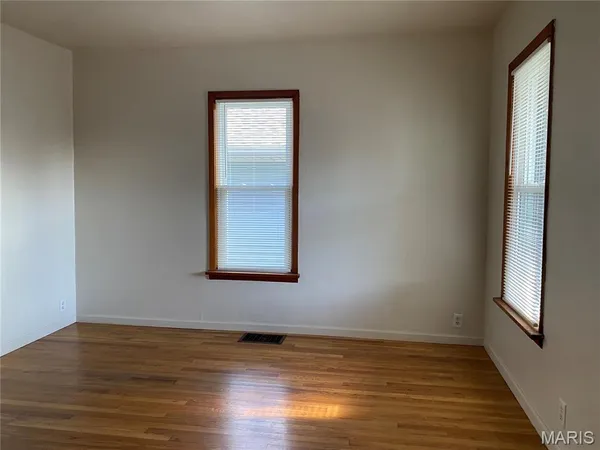 $94,900 | 1907 Rhodes Street, Madison, IL 62060