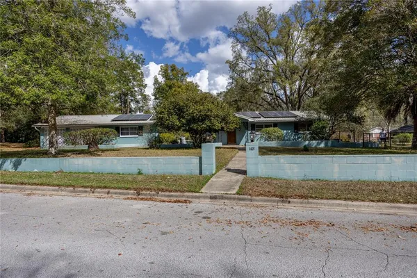$2,800 | 1421 Northwest 30 Street, Gainesville, FL 32605