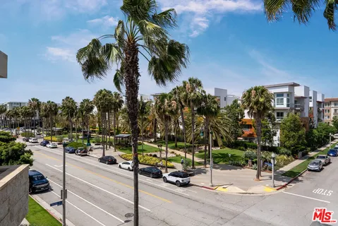 $4,250,000 | 12660 Millennium Drive, Los Angeles, CA 90094