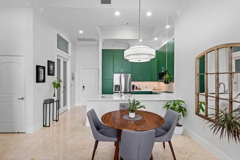 $1,395,000 | 701 South Olive Avenue, Unit 515, West Palm Beach, FL 33401