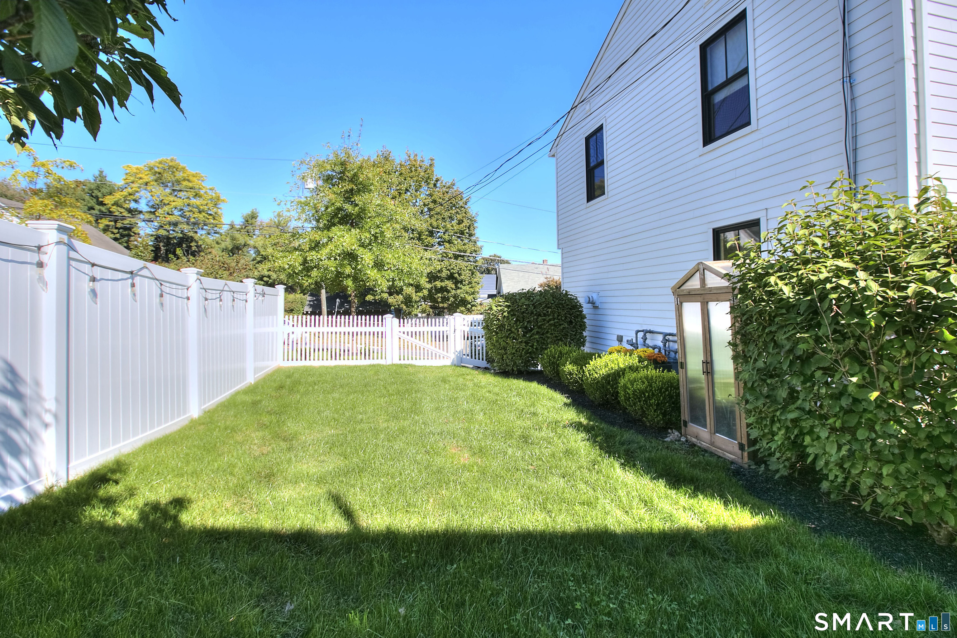 1 Sunrise Road, Unit B Westport, CT 06880 - Photo 35 of 39 Gallery Image 35