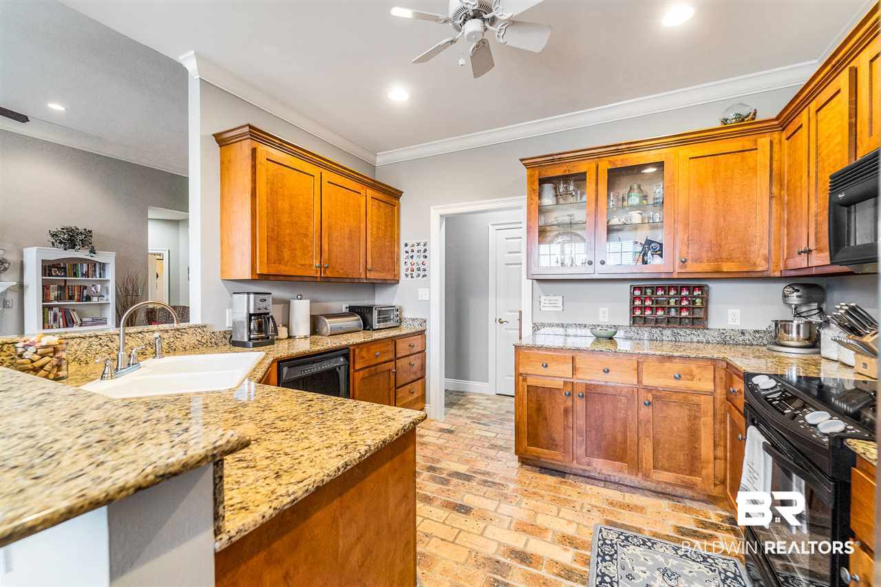 24804 Bosbyshell Avenue Daphne, AL 36526 - Photo 15 of 32
