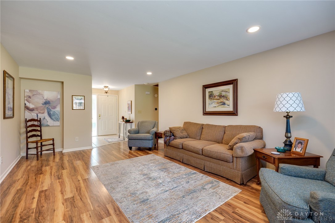 2393 East Rahn Road Dayton, OH 45440 - Photo 9 of 46 Gallery Image 9