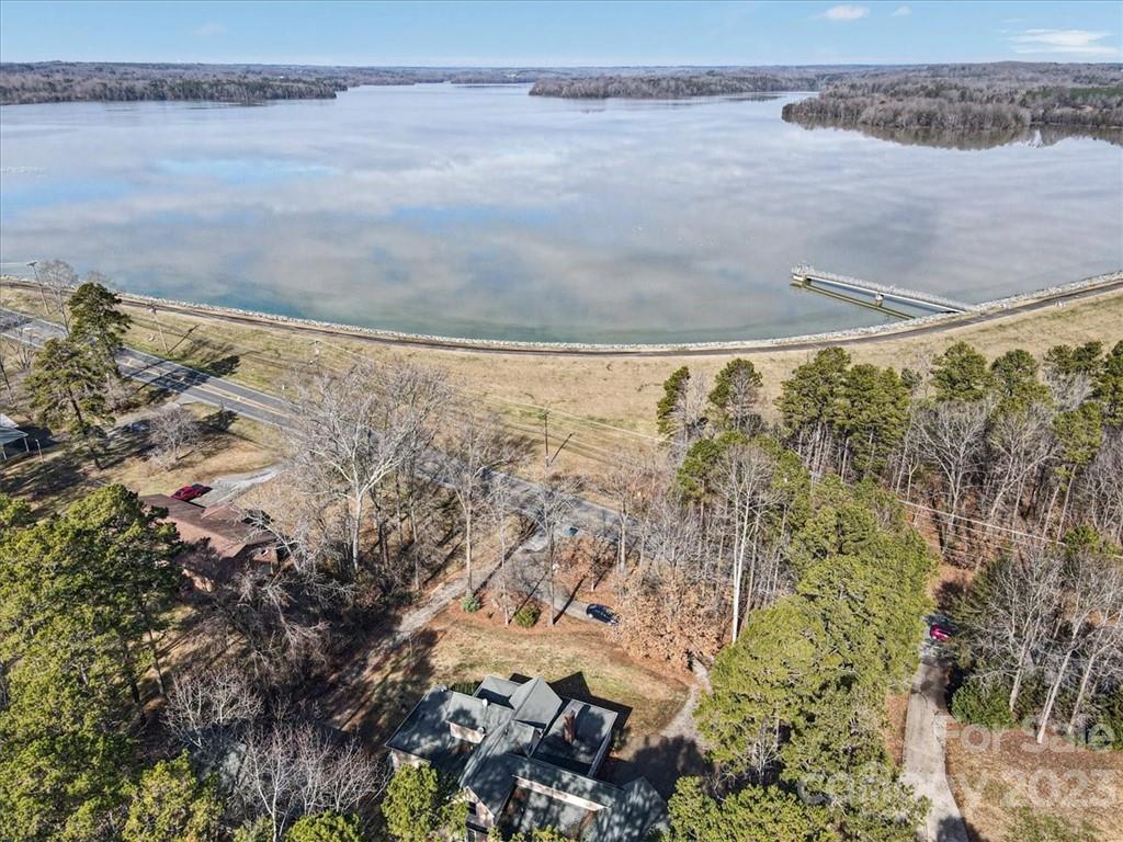 7275 Davidson Highway Concord, NC 28027 - Photo 44 of 47 a view of water and mountain in the background