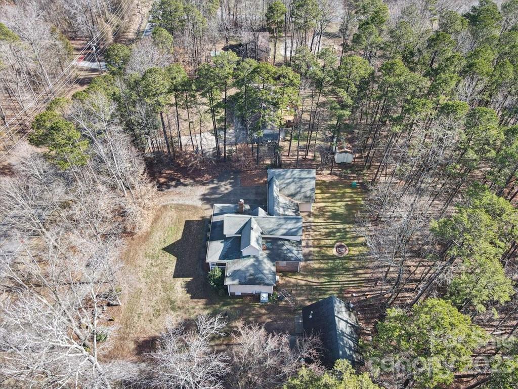 7275 Davidson Highway Concord, NC 28027 - Photo 46 of 47 a view of balcony with table and chairs