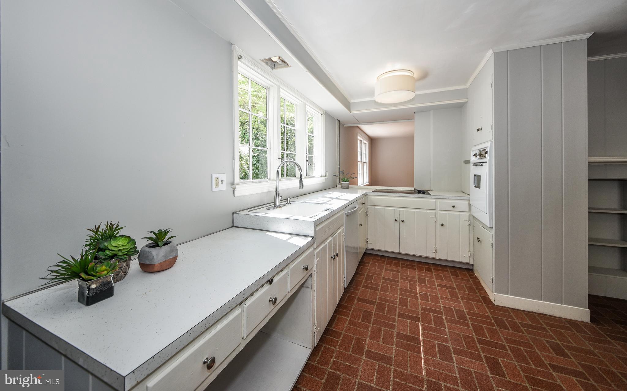 60 Mountainview Road Ewing, NJ 08628 - Photo 9 of 31