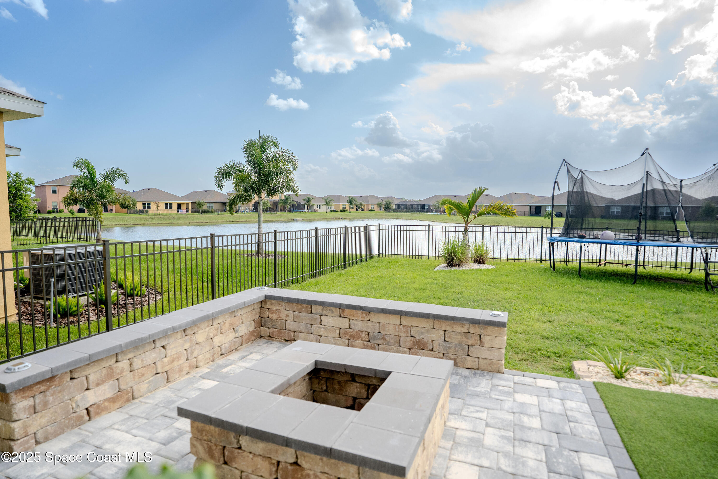 3409 Burrowing Owl Mims, FL 32754 - Photo 8 of 36