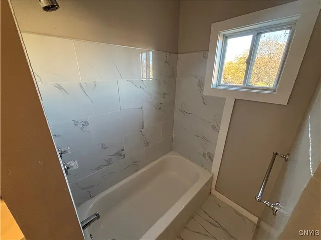 $1,600 | 1070 South Geddes Street, Unit 1066, Syracuse, NY 13204