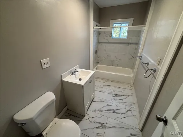 $1,600 | 1070 South Geddes Street, Unit 1066, Syracuse, NY 13204