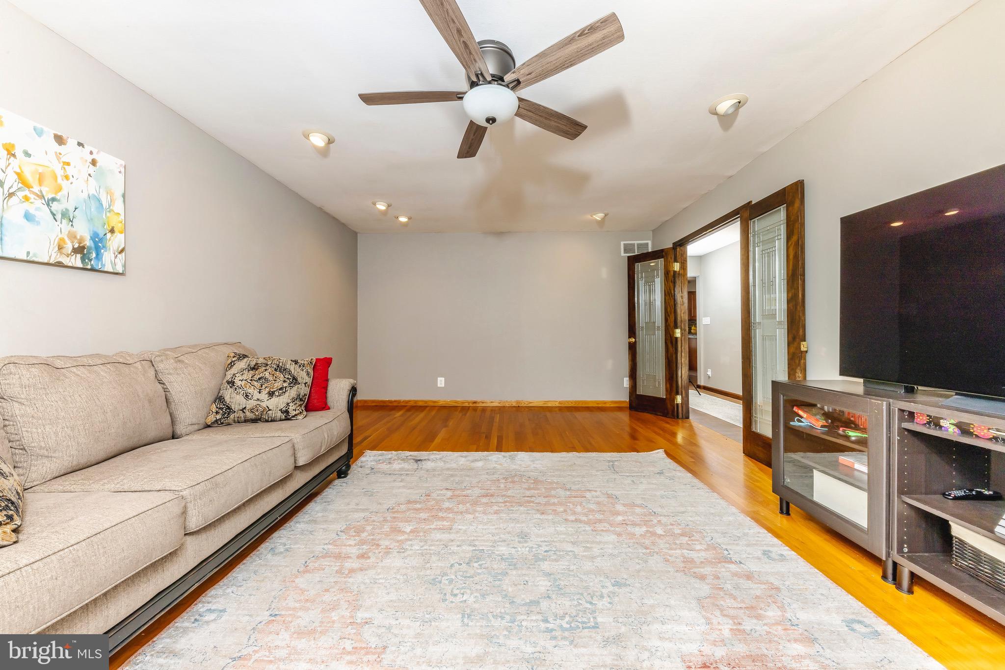 40 Johnson Road Gibbsboro, NJ 08026 - Photo 9 of 54