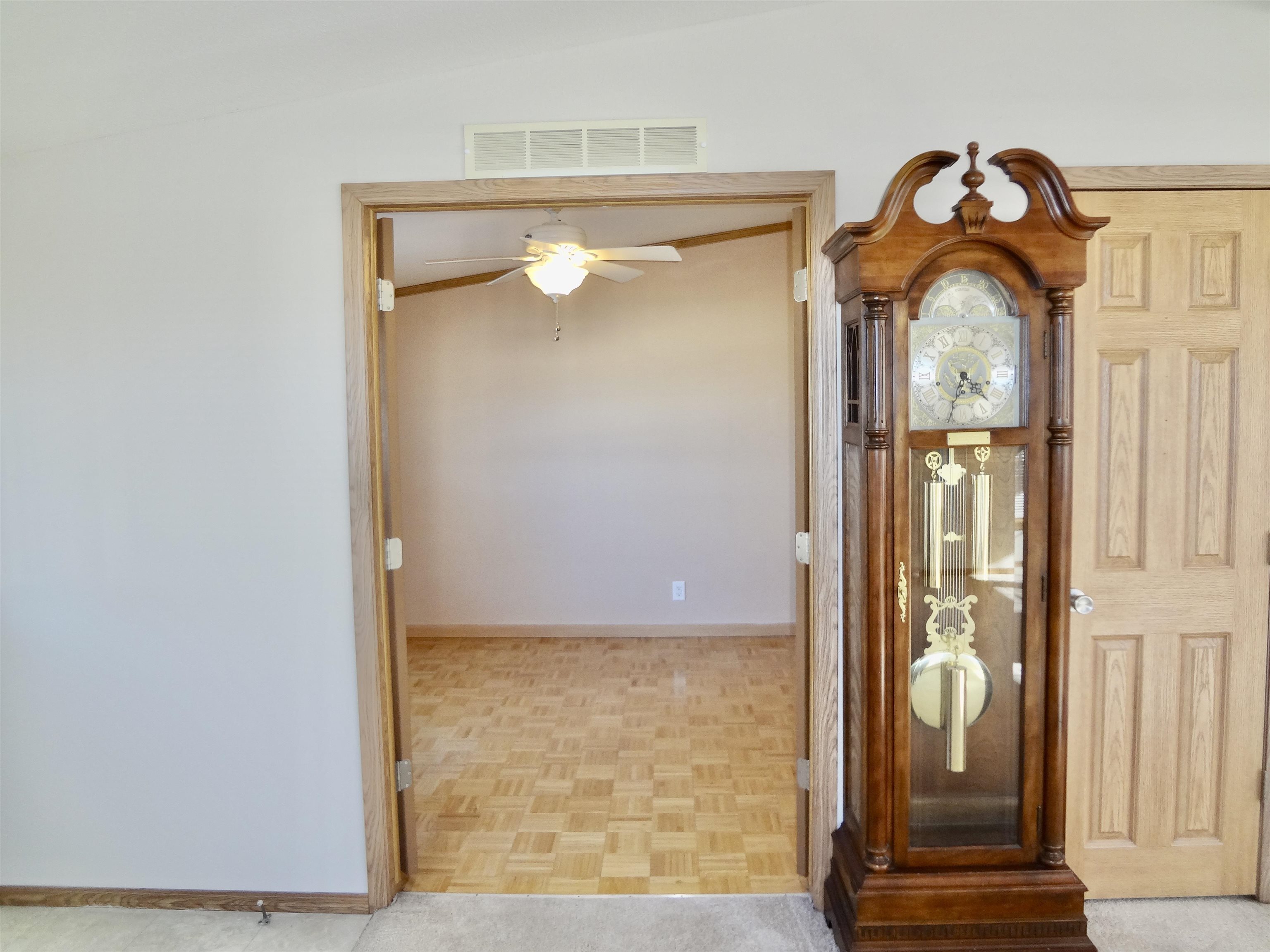 303 Old Lake Shore Road, Unit F2 Gilford, NH 03249 - Photo 22 of 37 Gallery Image 22