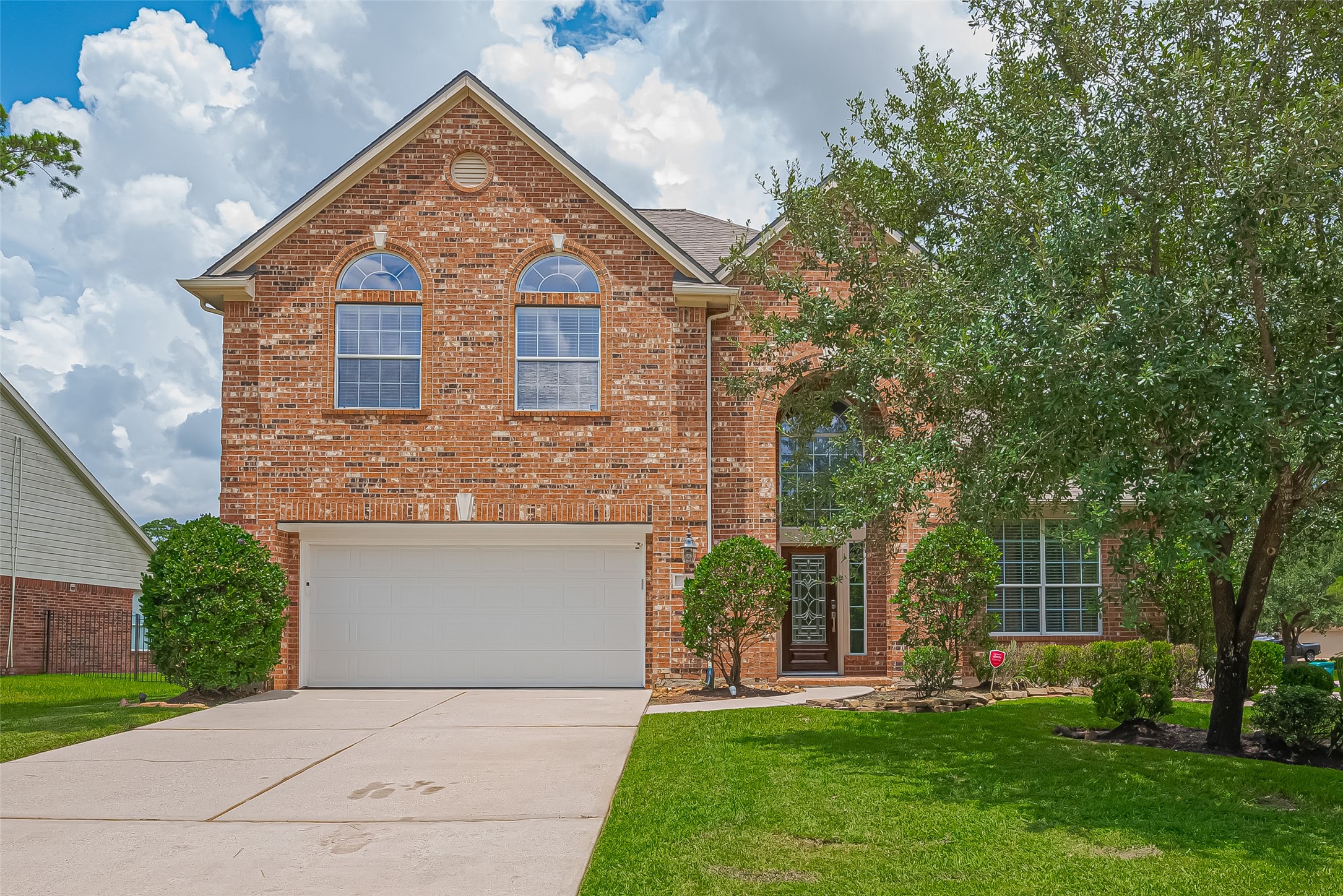 15 Gull Rock Place Spring, TX 77389 - Photo 2 of 50