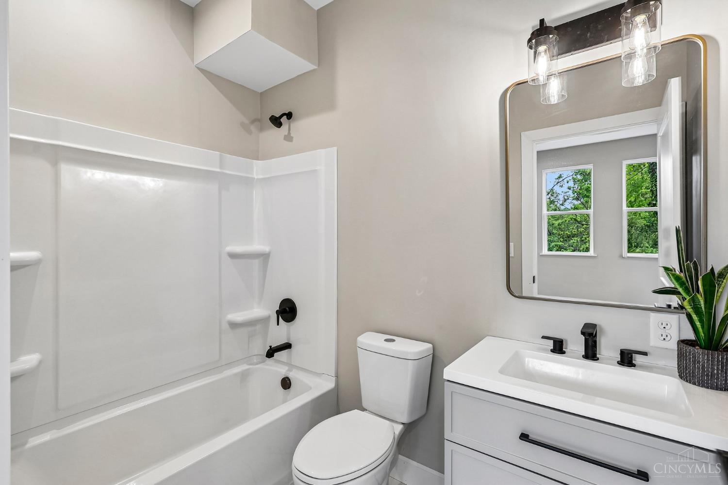 3906 Edwards Road, Unit C Cincinnati, OH 45209 - Photo 34 of 44 Gallery Image 34
