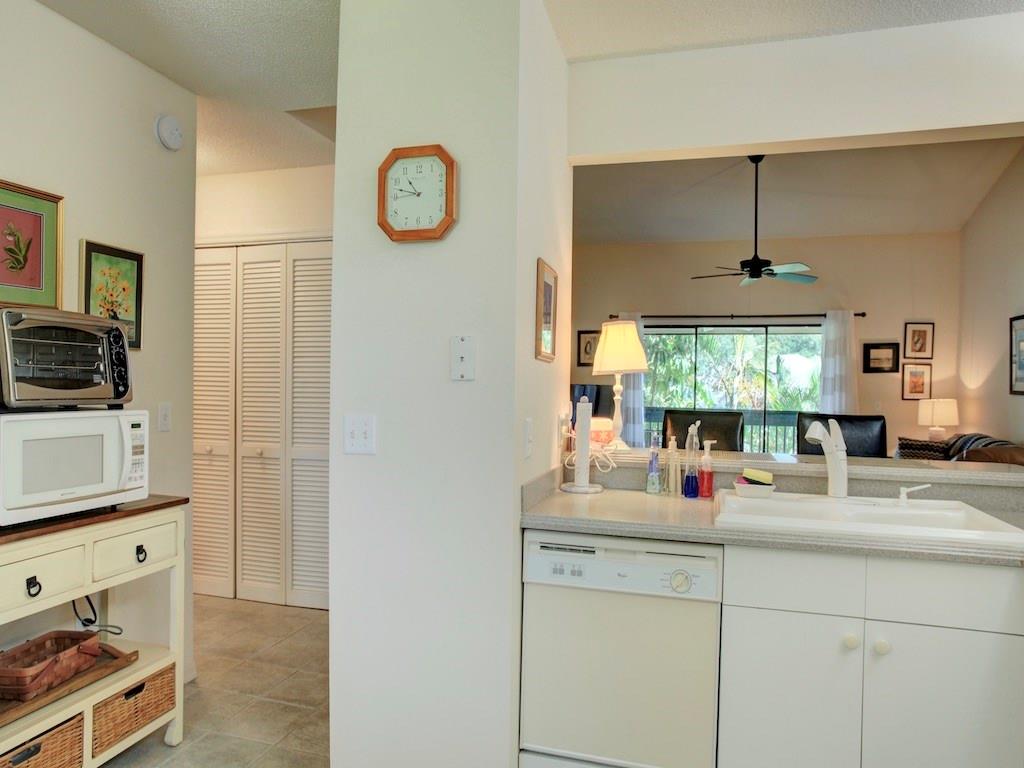 9641 Riverside Drive, Unit 3 Sebastian, FL 32958 - Photo 11 of 32