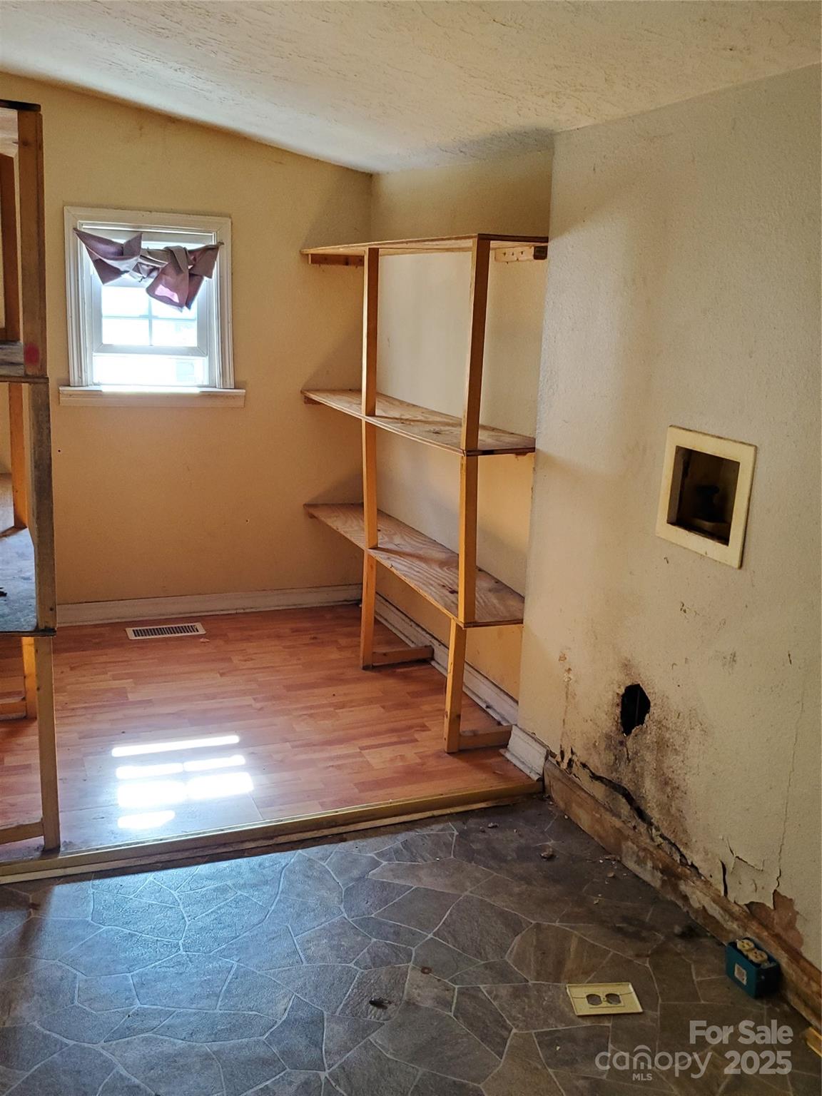 414 South Rowan Avenue Spencer, NC 28159 - Photo 10 of 15 a view of an empty room