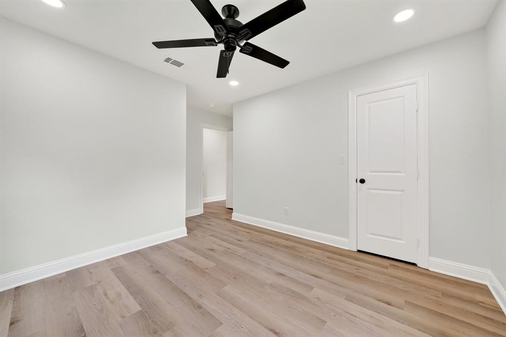 608 Bunny Rabbit Road Athens, TX 75751 - Photo 28 of 33 Empty room
