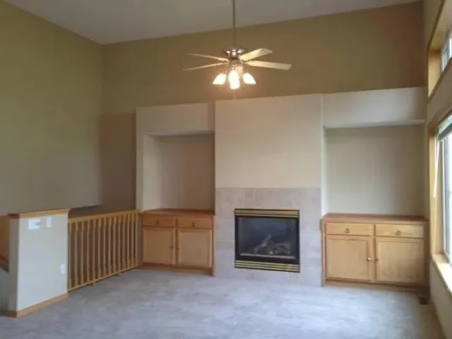 $2,250 | 20167 Homefire Way, Lakeville, MN 55044