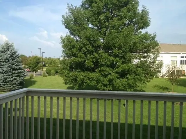 $2,250 | 20167 Homefire Way, Lakeville, MN 55044