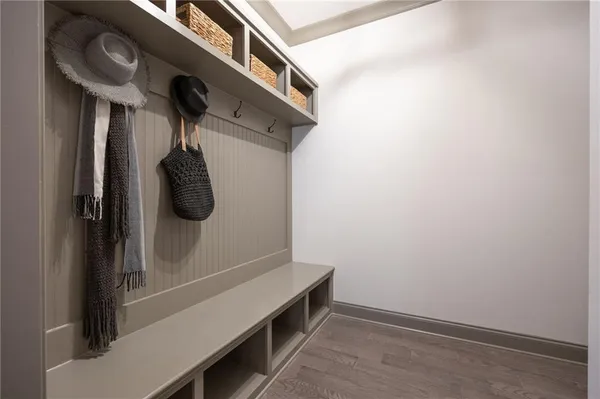 a picture of a bench in the floor