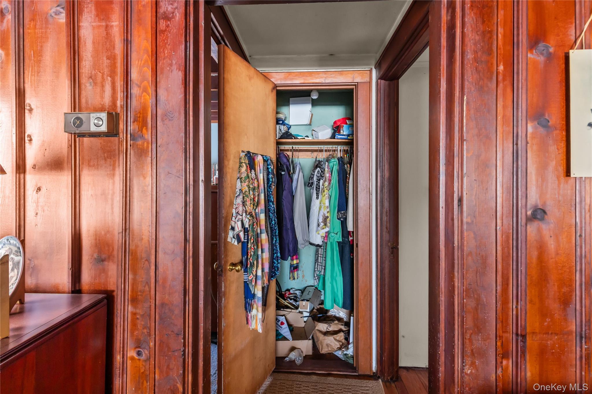 32 Hillside Road Stony Brook, NY 11790 - Photo 12 of 27