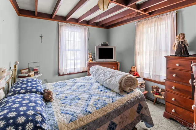 $599,999 | 32 Hillside Road, Stony Brook, NY 11790