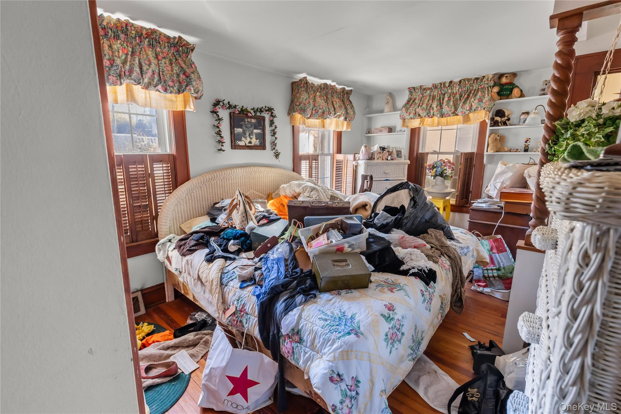 32 Hillside Road Stony Brook, NY 11790 - Photo 15 of 27