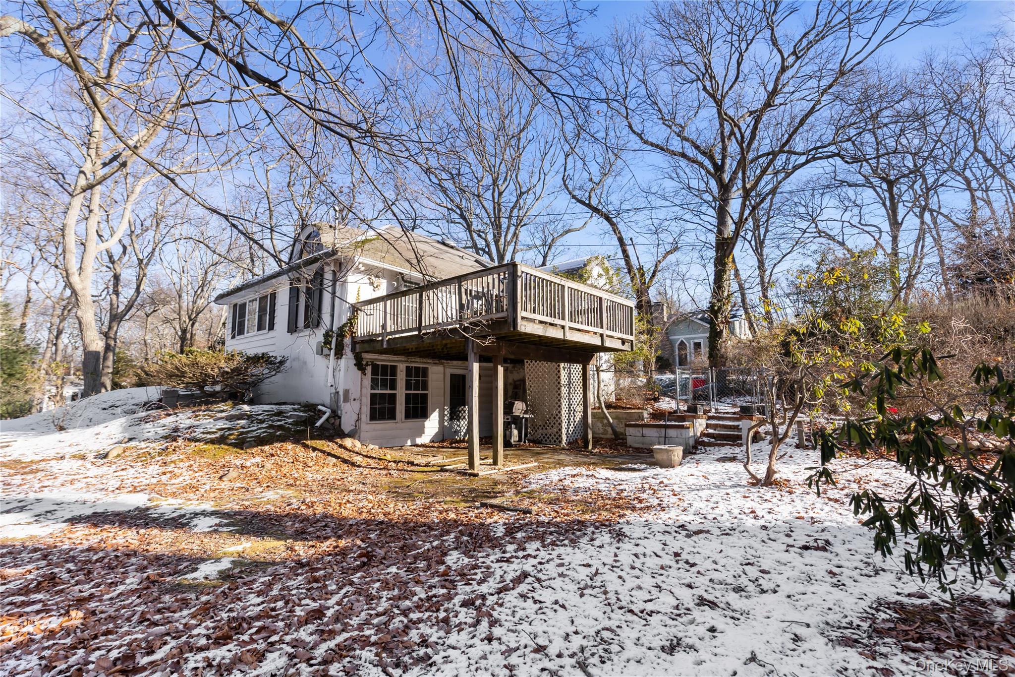 32 Hillside Road Stony Brook, NY 11790 - Photo 5 of 27