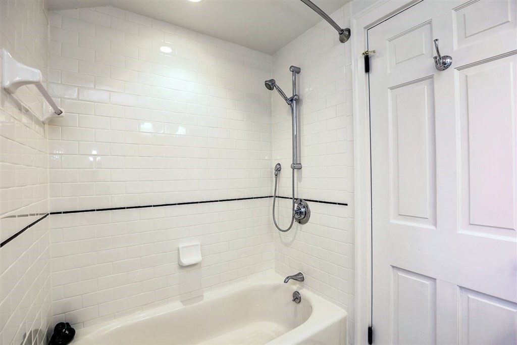 12 Janet Road Newton, MA 02459 - Photo 24 of 36
