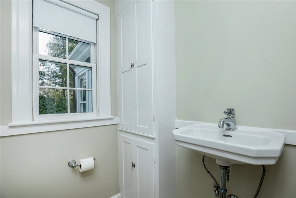 12 Janet Road Newton, MA 02459 - Photo 27 of 36