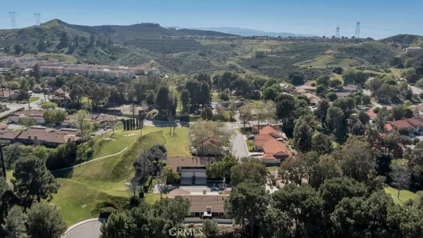 $540,000 | 26216 Rainbow Glen Drive, Newhall, CA 91321