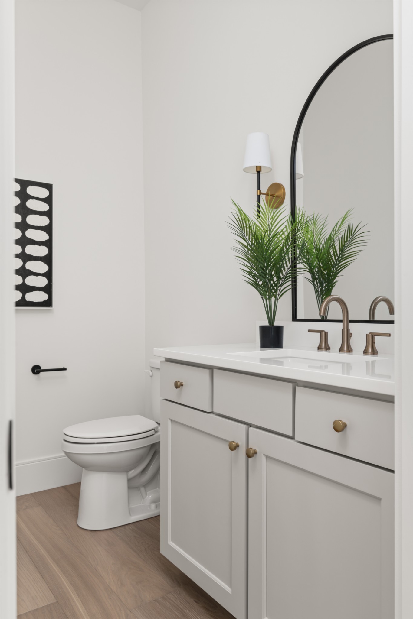 706 Brook Hollow Road Nashville, TN 37205 - Photo 51 of 55 a bathroom with a sink a toilet and a mirror
