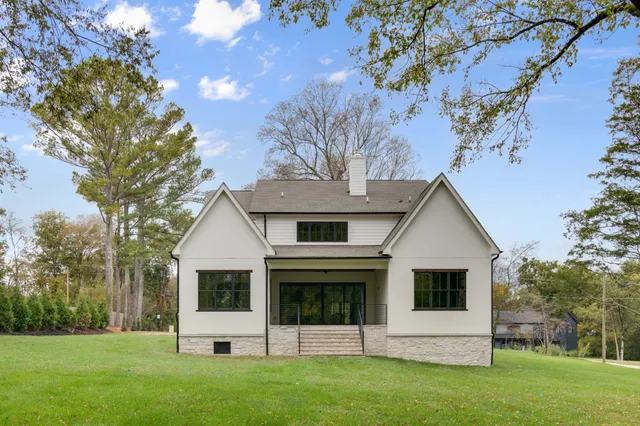 $3,200,000 | 706 Brook Hollow Road, Nashville, TN 37205