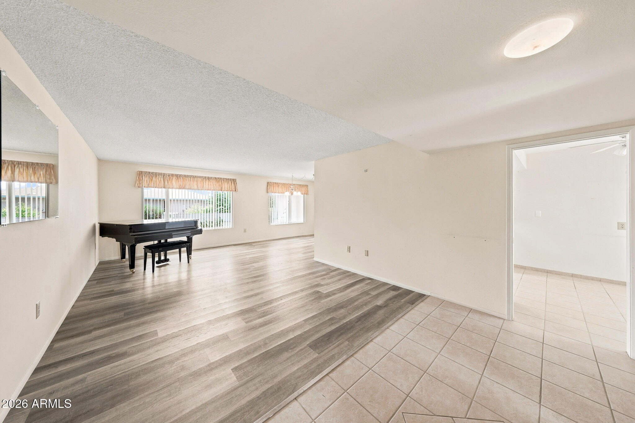 15410 North Ridgeview Road Sun City, AZ 85351 - Photo 2 of 43 Living Room 0