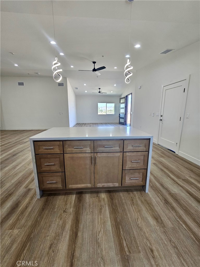 13928 Patomac Road Apple Valley, CA 92307 - Photo 11 of 40 Gallery Image 11