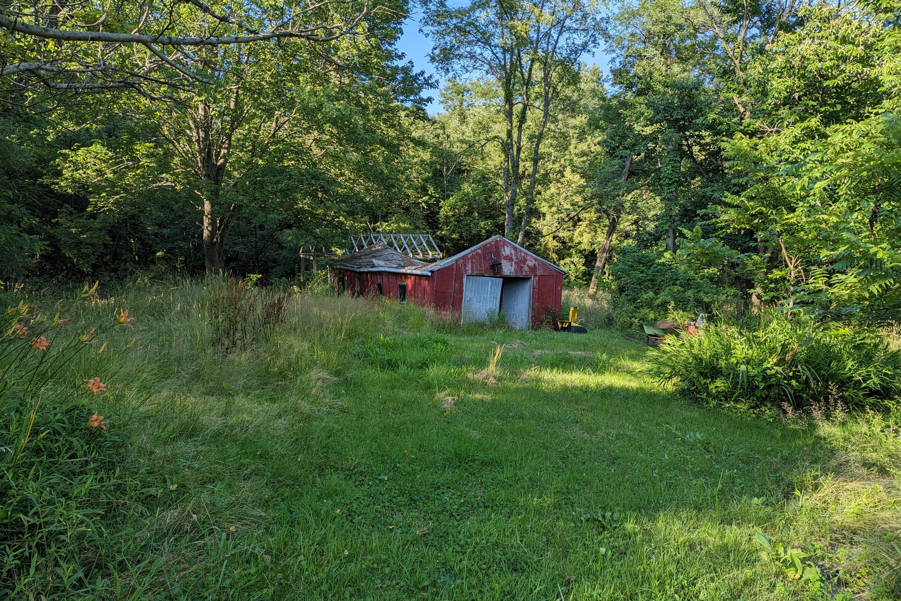 28005 Newcastle Road Howard, OH 43028 - Photo 5 of 15 5