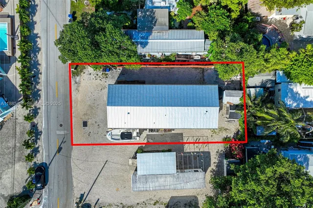$3,400 | 945 Plantation Road, Unit 945, Key Largo, FL 33037
