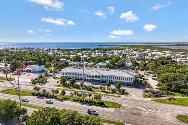 $3,400 | 945 Plantation Road, Unit 945, Key Largo, FL 33037