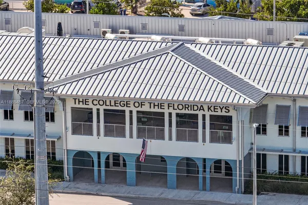 $3,400 | 945 Plantation Road, Unit 945, Key Largo, FL 33037